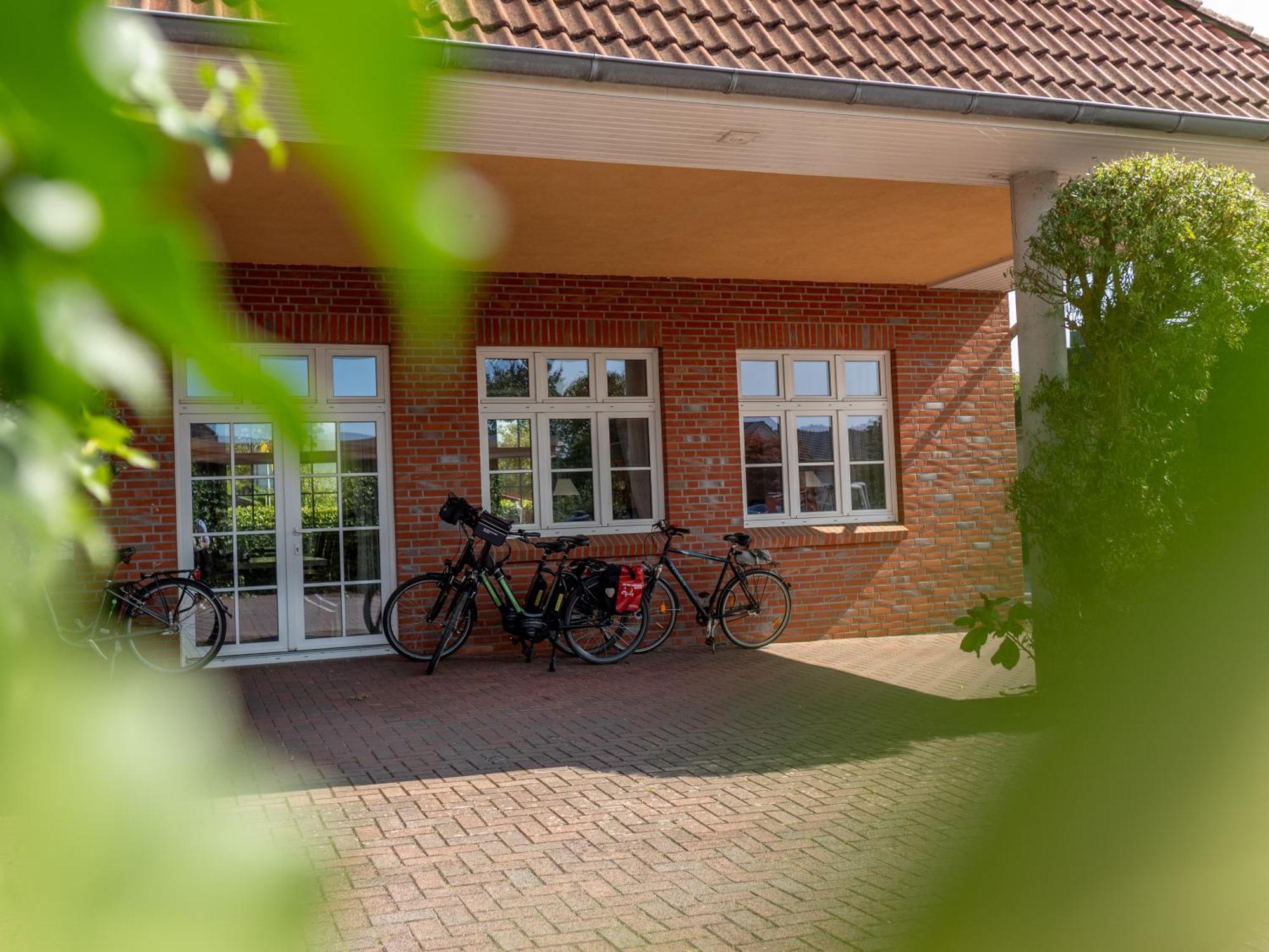 Hotel Osterkrug Husum  Exterior foto